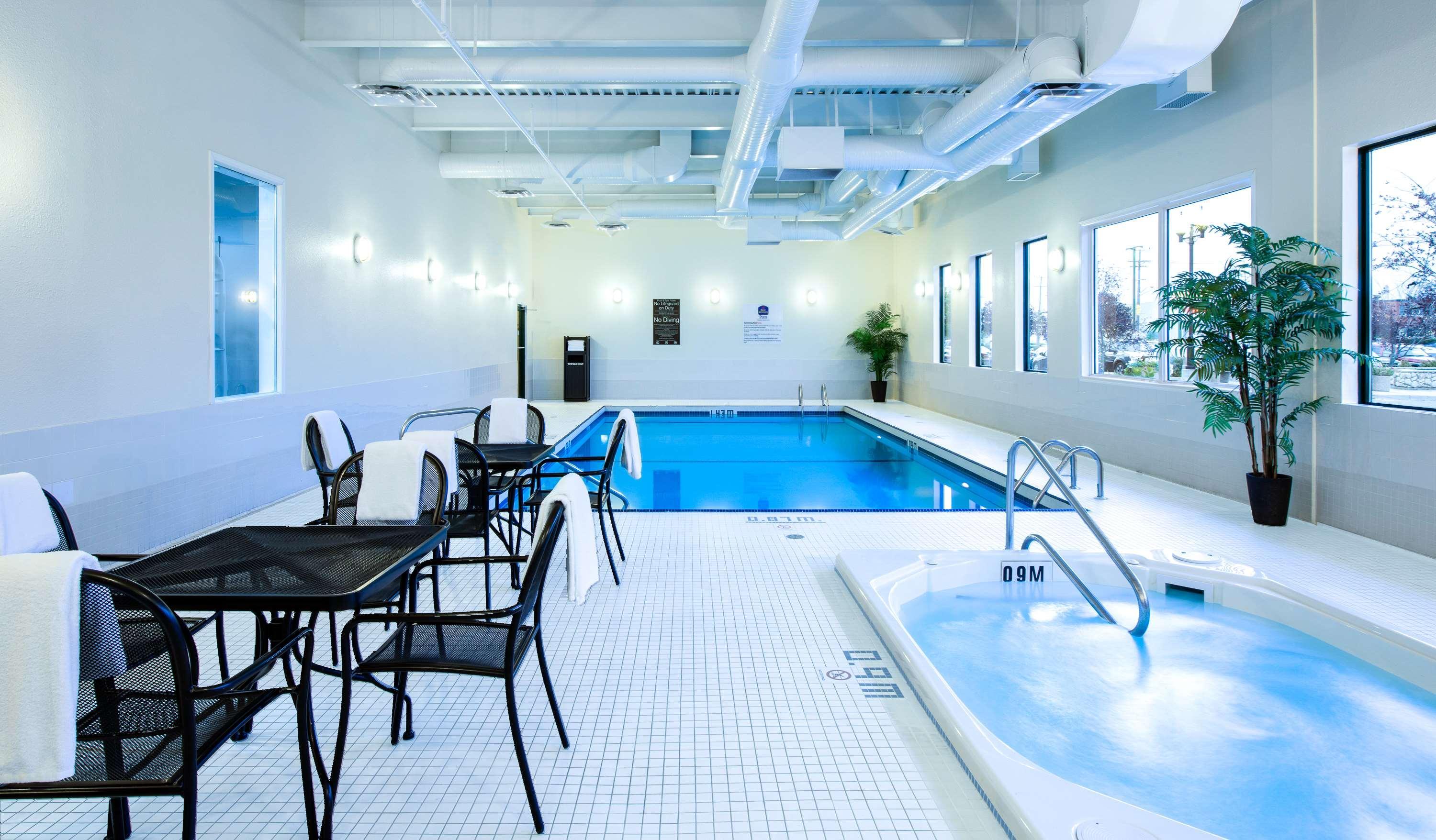 Best Western Plus Winnipeg Airport Hotel Kültér fotó