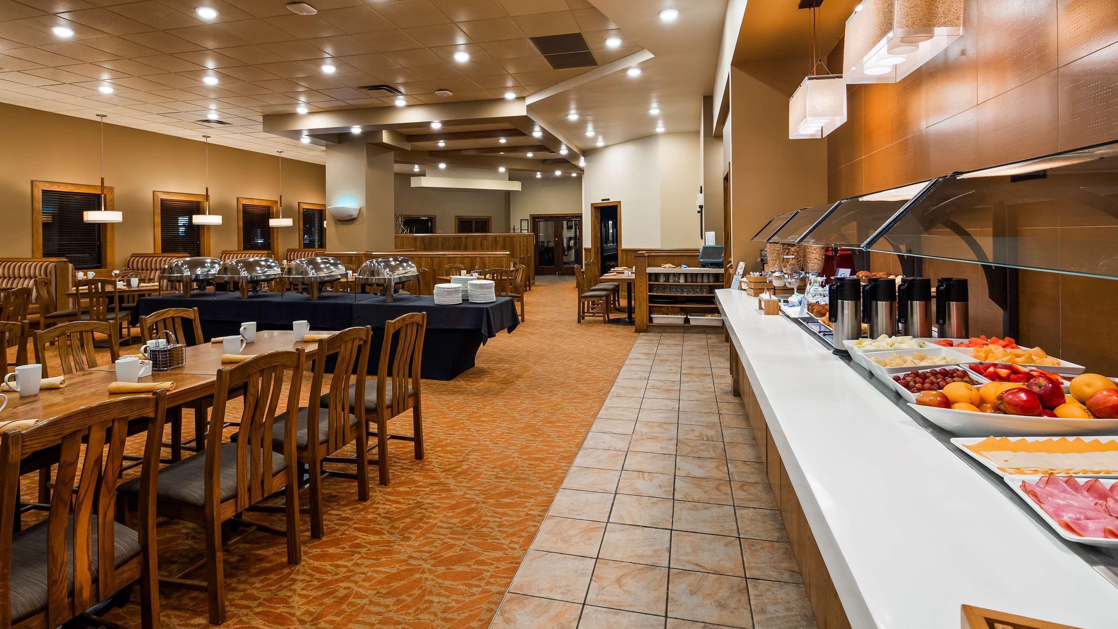 Best Western Plus Winnipeg Airport Hotel Kültér fotó