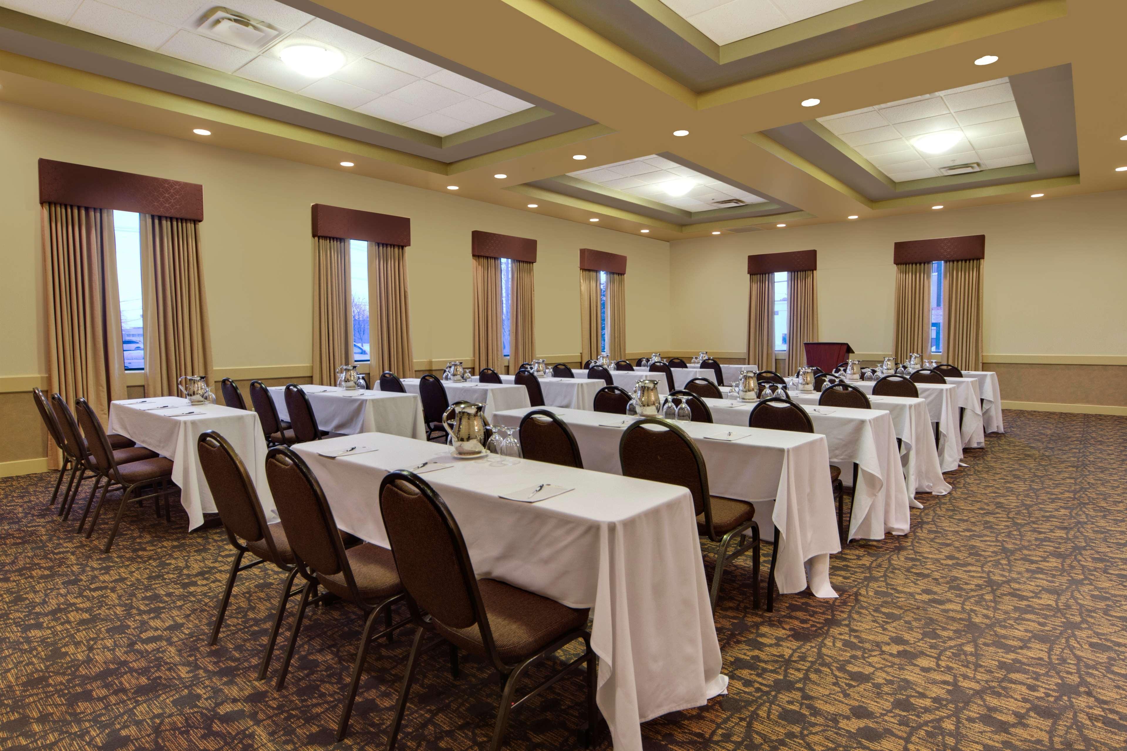 Best Western Plus Winnipeg Airport Hotel Kültér fotó