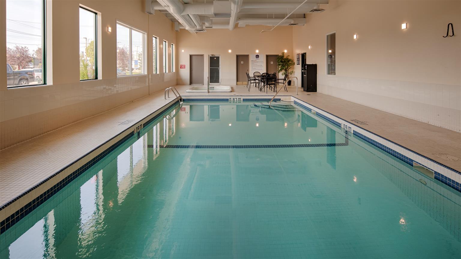 Best Western Plus Winnipeg Airport Hotel Kültér fotó