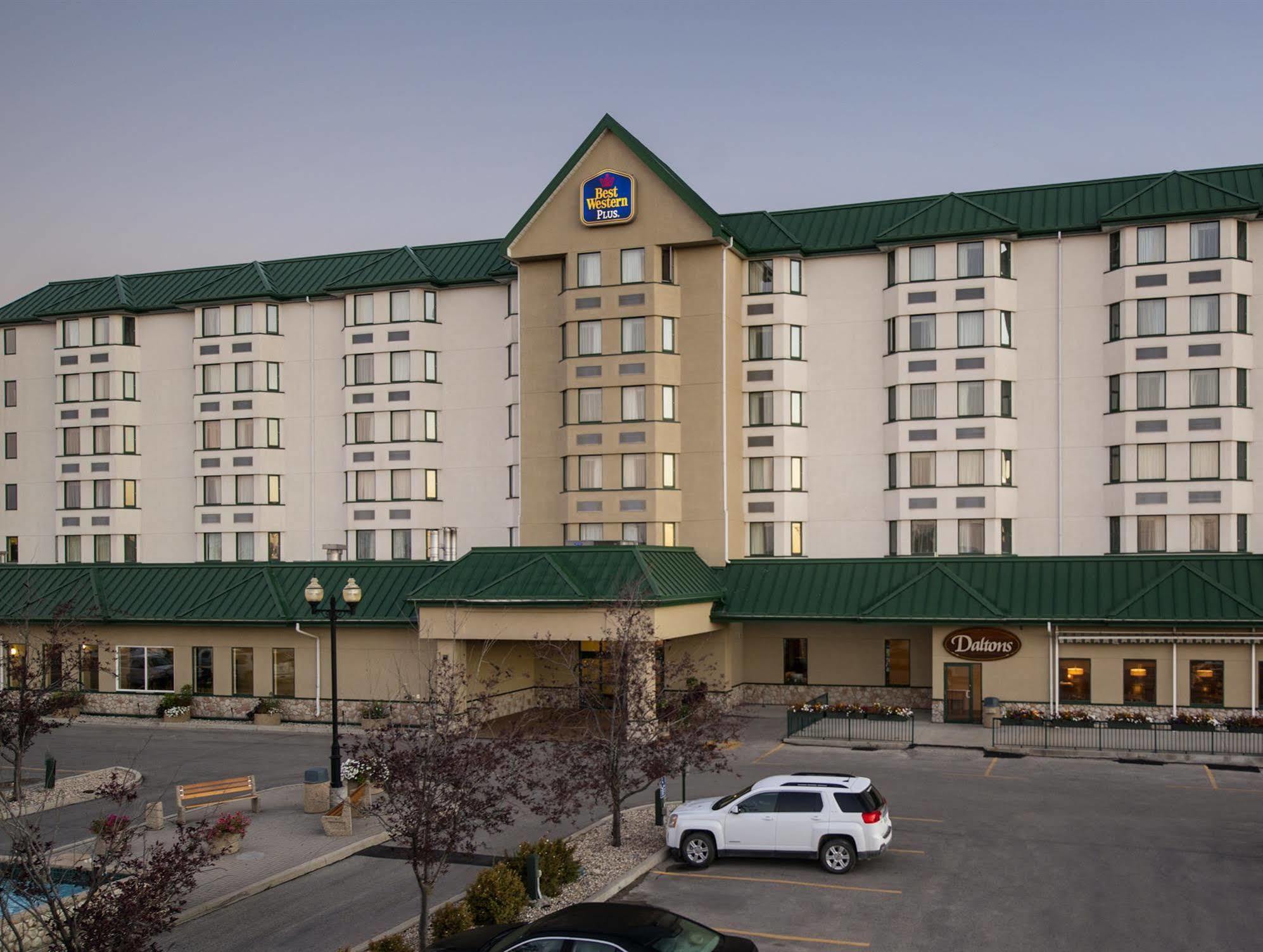 Best Western Plus Winnipeg Airport Hotel Kültér fotó