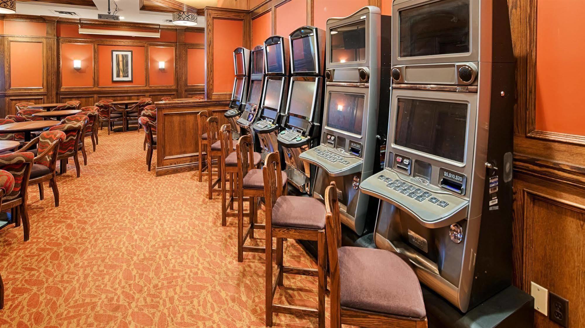 Best Western Plus Winnipeg Airport Hotel Kültér fotó
